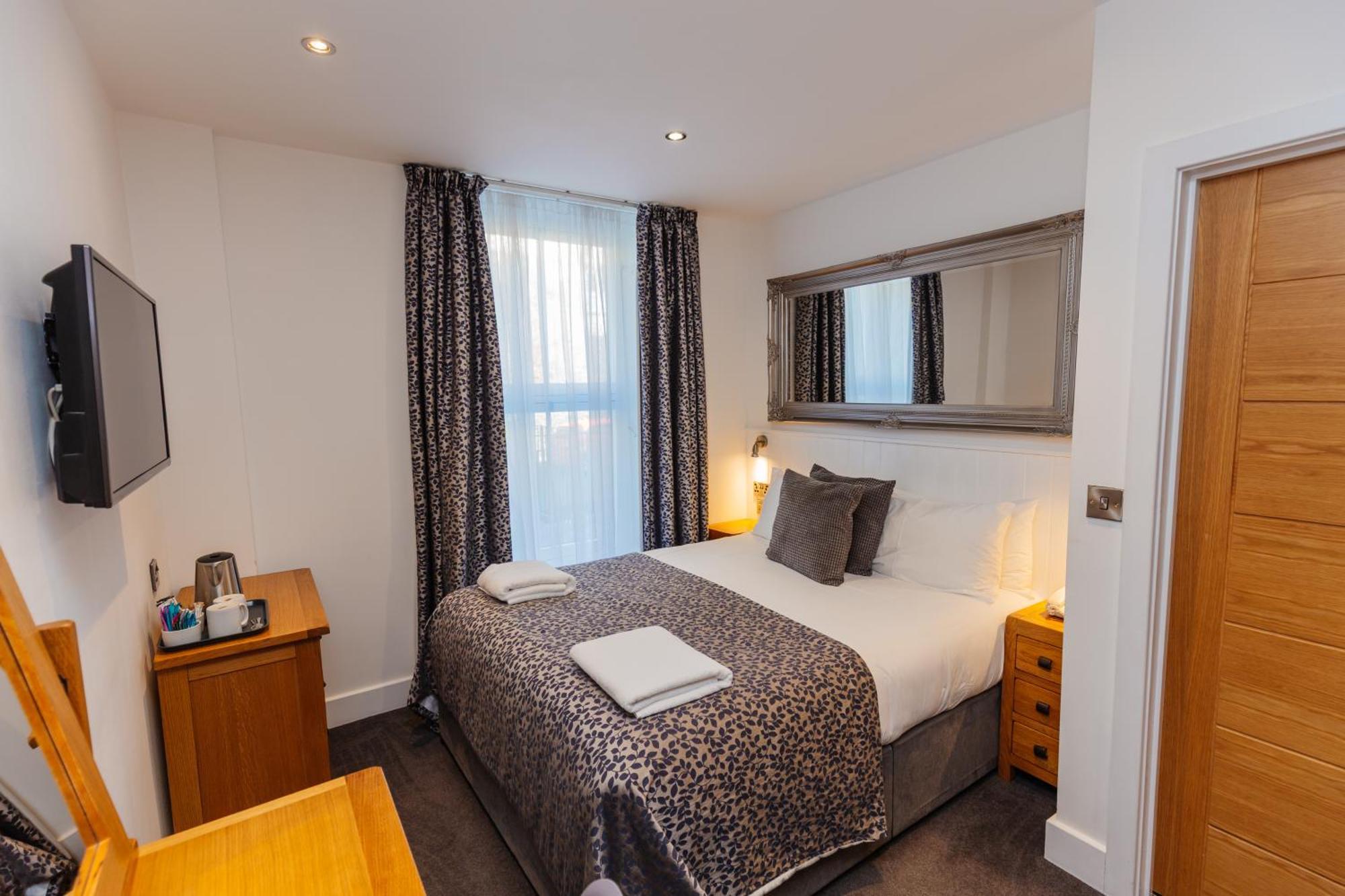 Hotel Carlton 3*